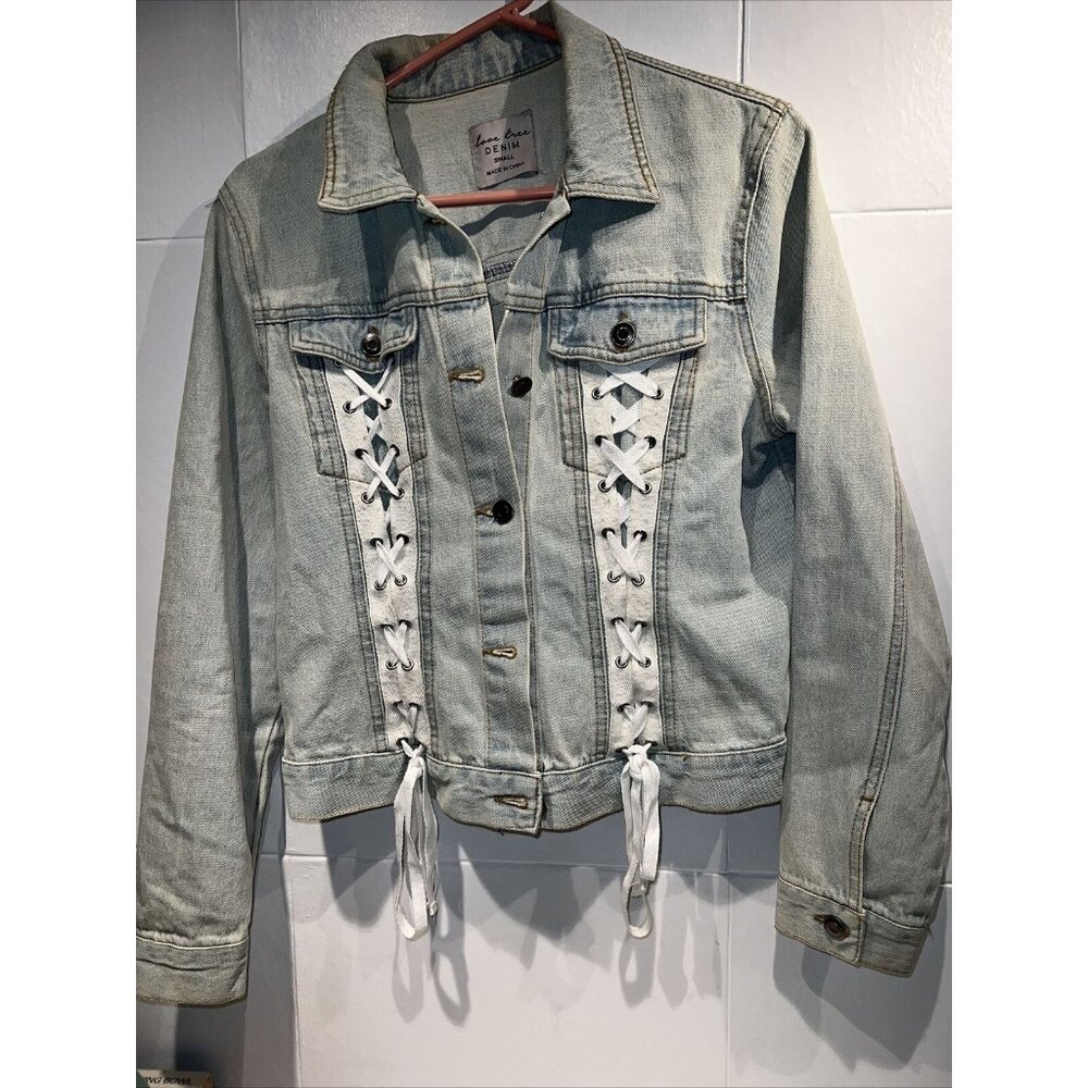 Love Tree Denim Blue Jean Jacket White Lace size Small Y2K